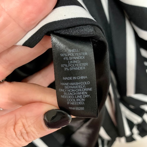 EXPRESS Black & White Striped Ruched Mini Dress - Picture 5 of 8